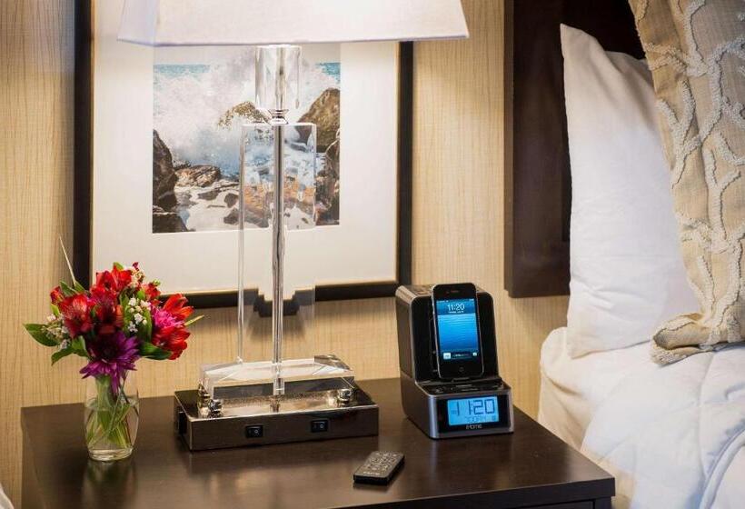 Номер Стандарт Кровать Кинг Адаптированный для Инвалидов, Port Inn & Suites Kennebunk, Ascend Hotel Collection