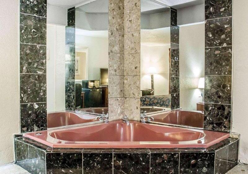 Стандартный Номер Кровать Кинг, Econo Lodge Scranton Near Montage Mountain