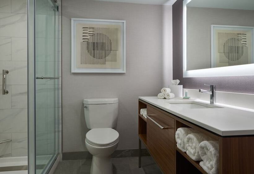 Номер Стандарт 2 Двуспальные Кровати, Courtyard By Marriott Kitchener