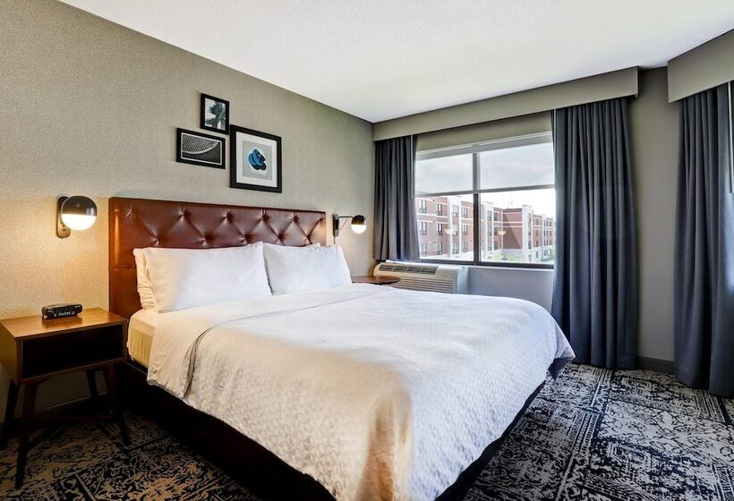 行政套房, Four Points By Sheraton St. Catharines Niagara Suites
