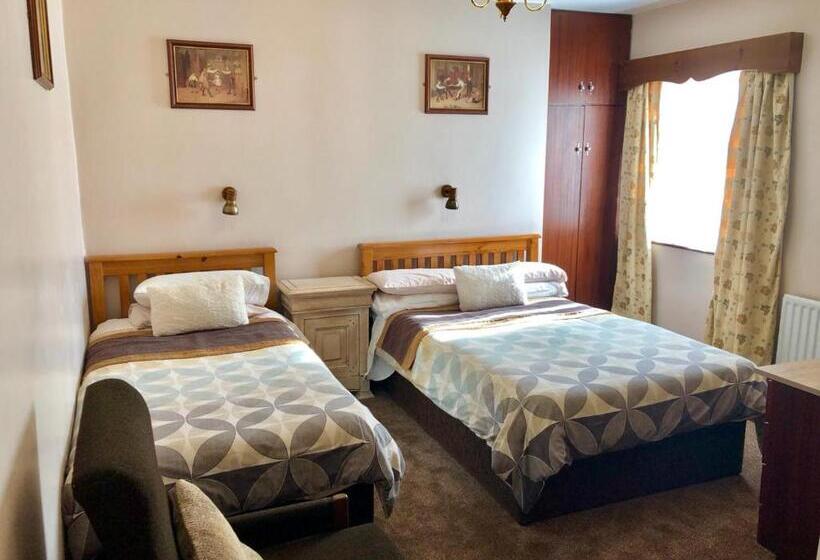 스탠다드 트리플 룸, Atlantic Guest House