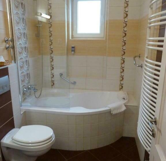 Люкс 2 Спальни, Kikelet Villa