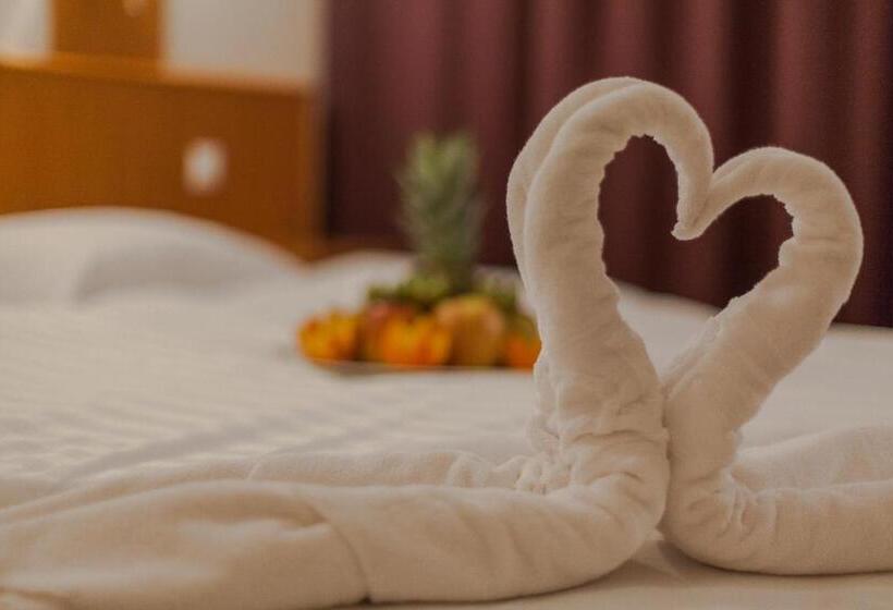 Номер Стандарт с Балконом, Premium Hotel Panoráma