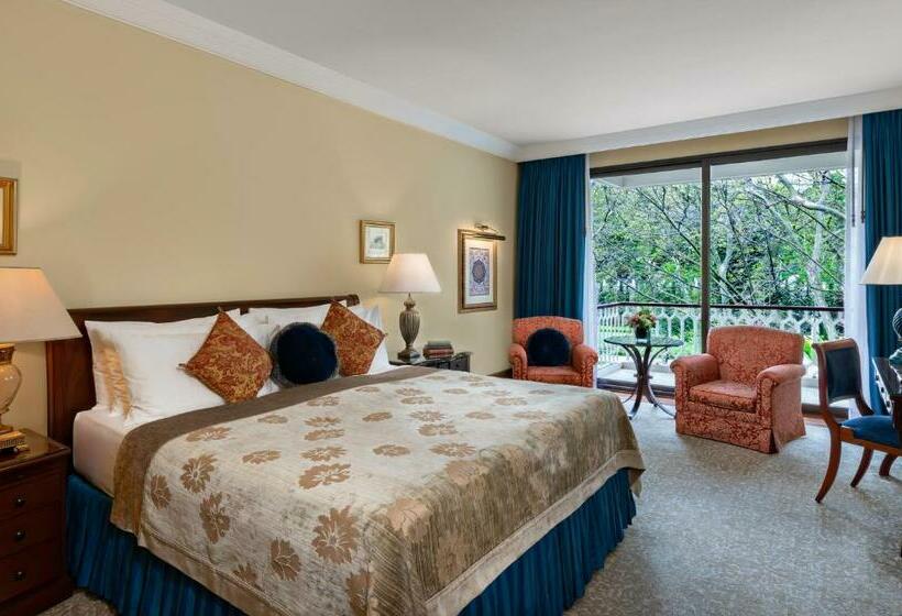 Standard Room King Size Bed, çırağan Palace Kempinski Istanbul