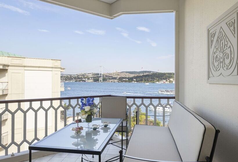 Standard Room King Size Bed, çırağan Palace Kempinski Istanbul