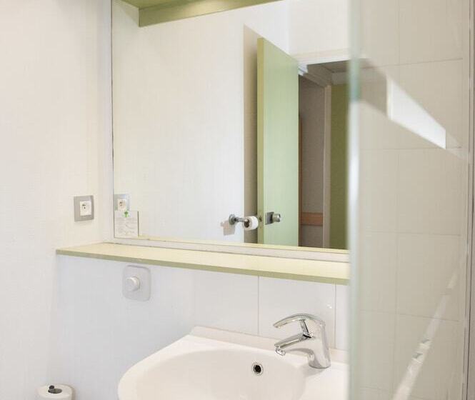 Номер Стандарт, Ibis Budget Goussainville Charles De Gaulle
