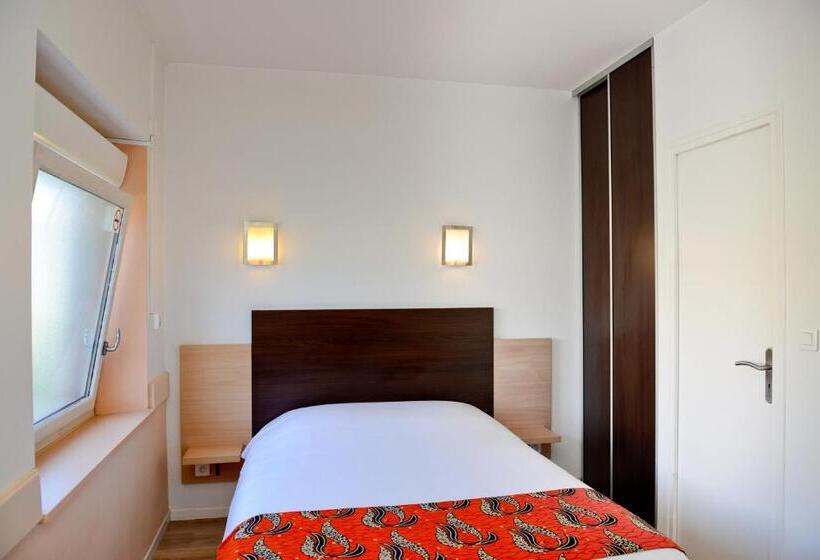 Номер Стандарт, Logis Hostellerie Du Neez