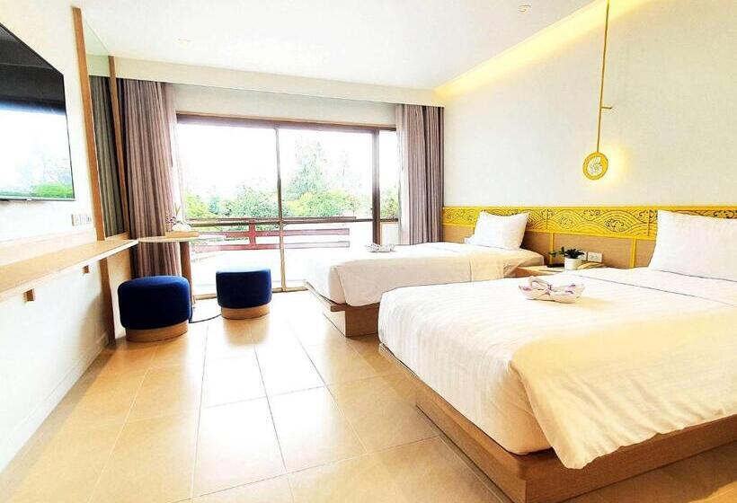 اتاق لوکس با چشم‌انداز باغ, Novotel Rayong Rim Pae Resort