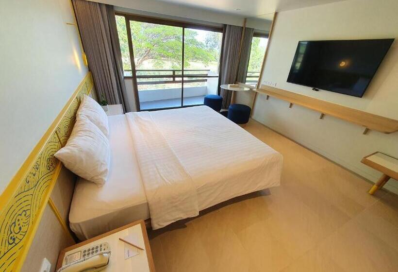 اتاق سوپریور با چشم‌انداز باغ, Novotel Rayong Rim Pae Resort