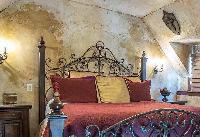 Номер Стандарт с Балконом, The Anniversary Inn   Logan