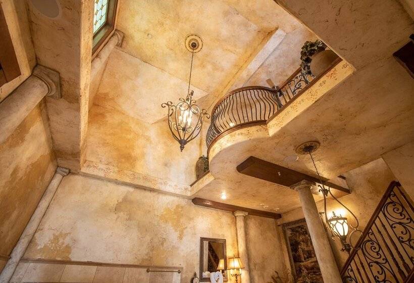 Номер Стандарт с Балконом, The Anniversary Inn   Logan