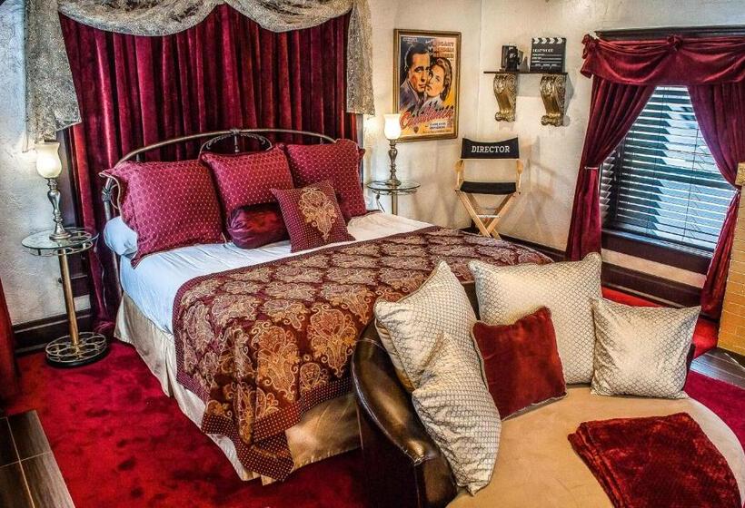 Номер Deluxe с Видом, The Anniversary Inn   Logan