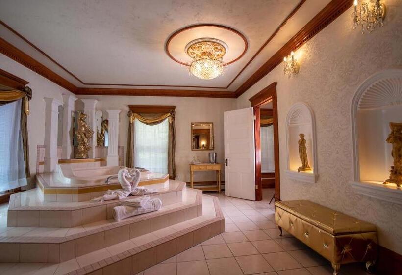 Номер Стандарт Вид на Море, The Anniversary Inn   Logan