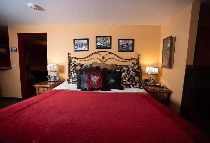 Номер Superior Кровать Кинг, The Anniversary Inn   Logan