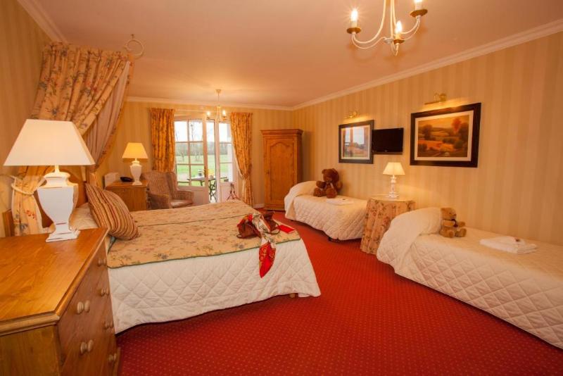 Люкс Кровать Кинг, Cliffrose Springdale, Curio Collection By Hilton