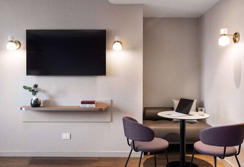 小型套房, Ambasciatori Hotel Mestre Venice, Tapestry Collection By Hilton