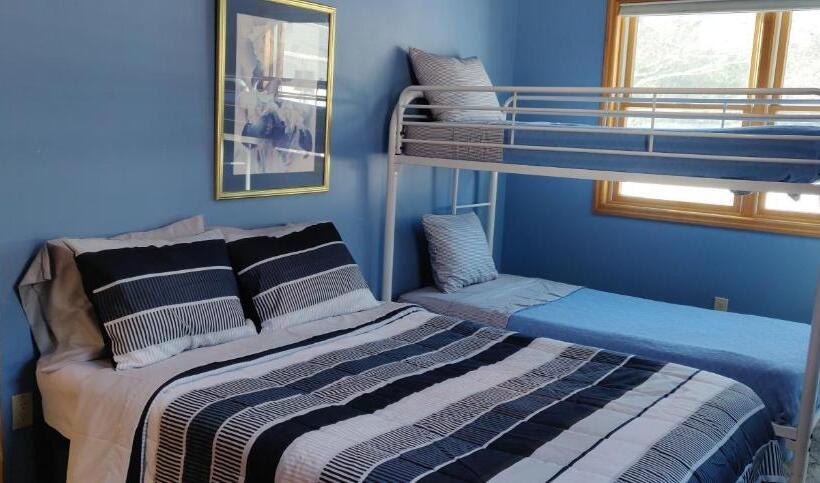 Дом 3 Спальни, Red Ranch Inn
