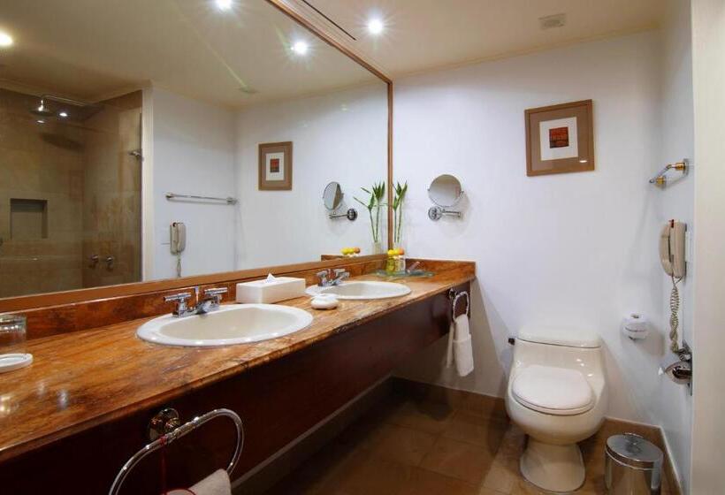 주니어 스위트, Swissotel Quito