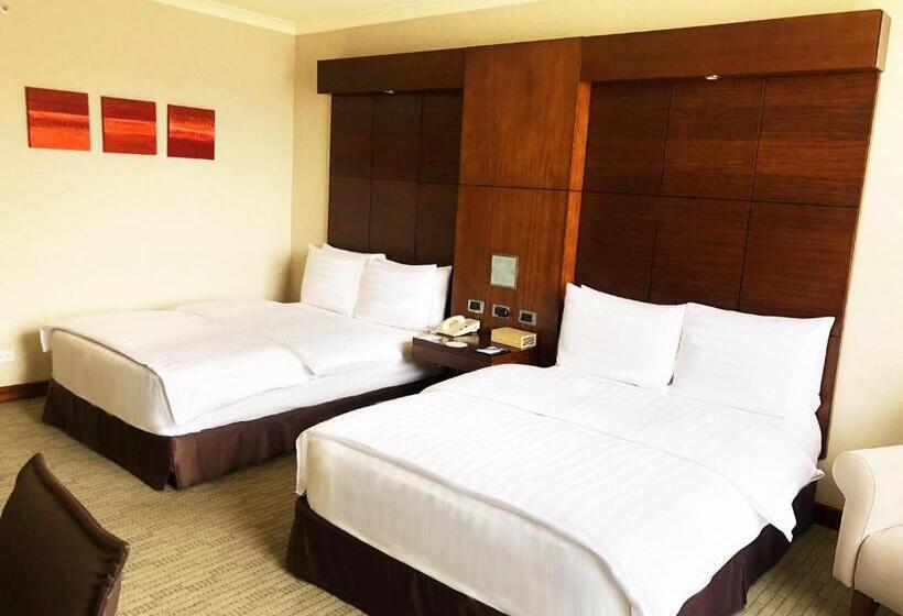 이그제큐티브 스위트, Swissotel Quito