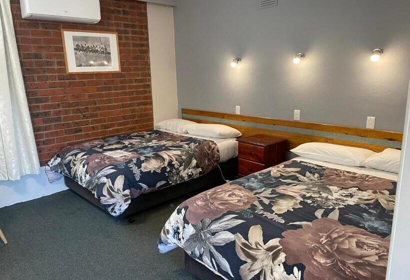 스탠다드 룸 더블 침대 2개, Camperdown Cascade Motel