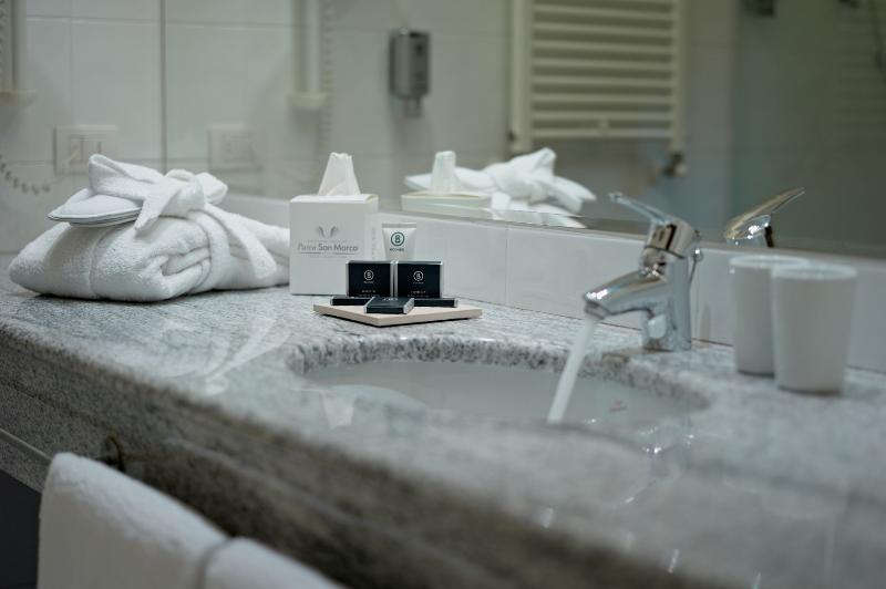 Люкс с Террасой, Parco San Marco Lifestyle Beach Resort