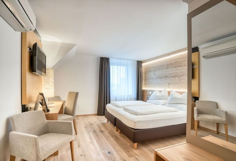 Номер Стандарт Трехместный, Leipziger Hof Innsbruck