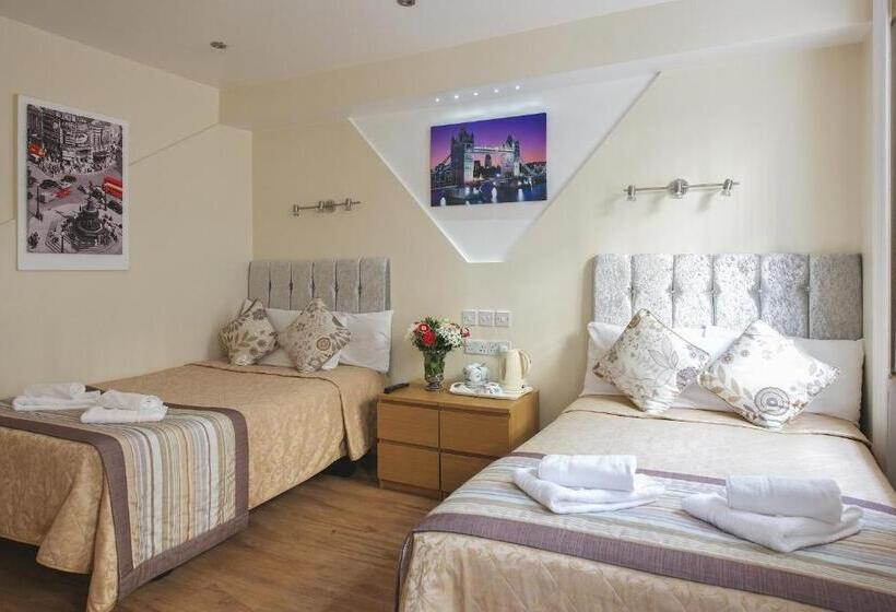 Четырехместный Номер Стандарт, Linden House