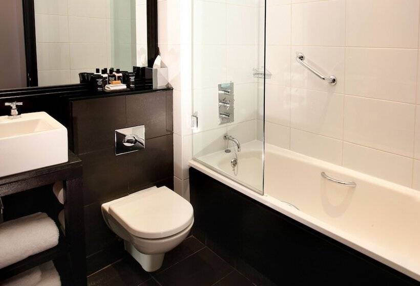 Номер Стандарт, Malmaison Belfast