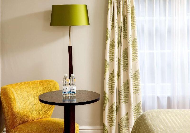 Семейный Номер Классика, Mercure Gloucester  Bowden Hall