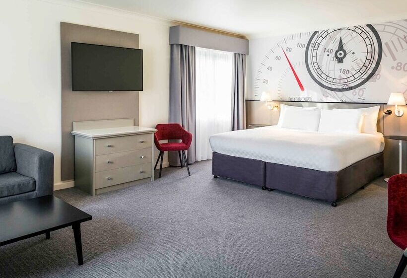 Номер Superior, Mercure Dartford Brands Hatch Hotel & Spa