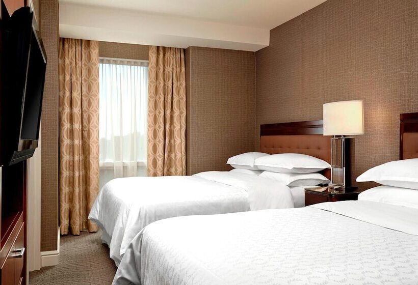 デラックススイート, Sheraton Suites Calgary Eau Claire