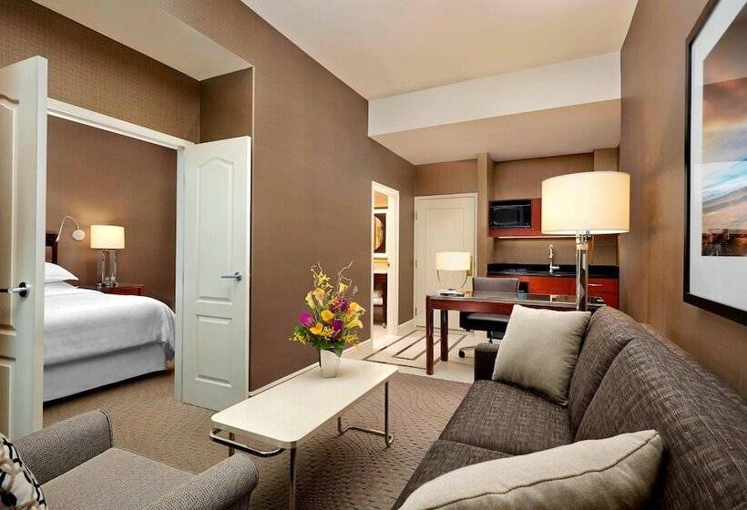 クラブスイート, Sheraton Suites Calgary Eau Claire