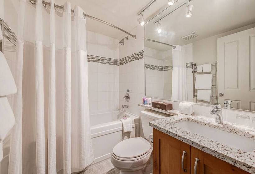סוויטה, Blackcomb Springs Suites By Clique
