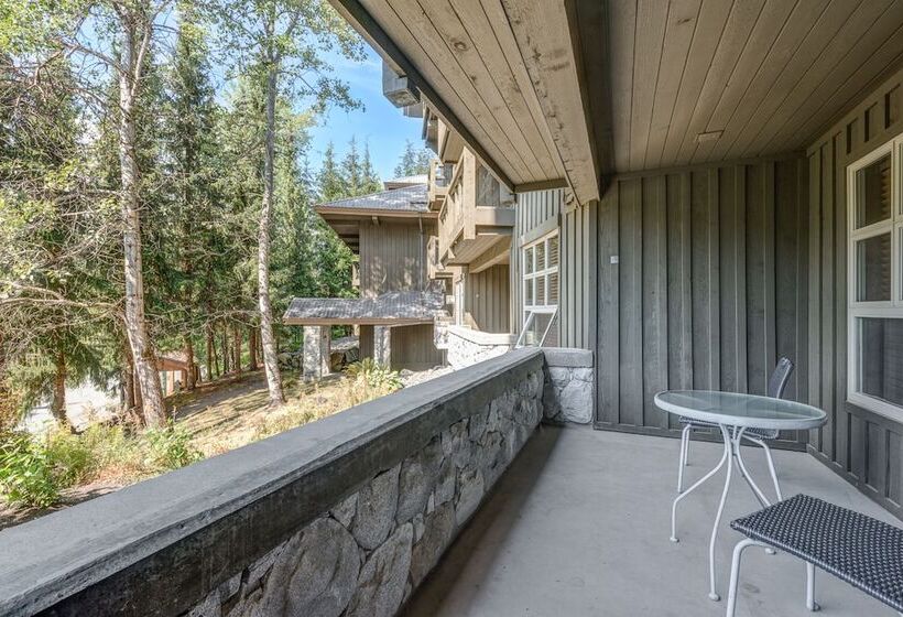 סוויטה, Blackcomb Springs Suites By Clique