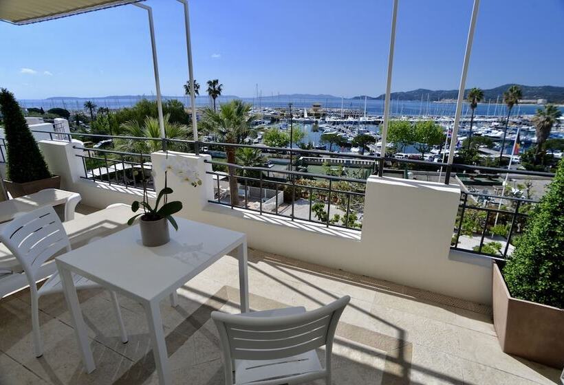 Номер Superior Вид на Море, Auberge De La Calanque