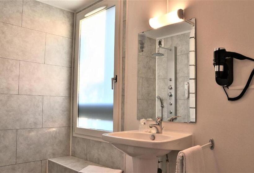 Номер Стандарт, The Originals City, Hôtel Amys, Tarbes Sud
