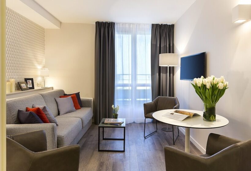 Апартаменты 1 Спальня, Citadines Montmartre Paris