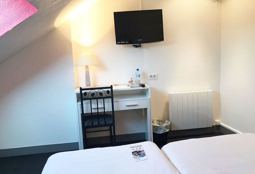Номер Стандарт, Brit Hotel Aux Sacres Reims Centre