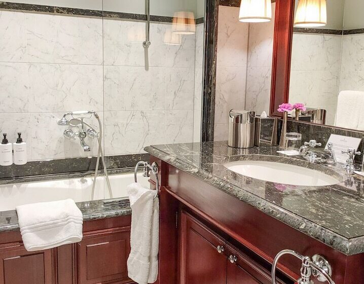 Полулюкс, Intercontinental Bordeaux Le Grand Hotel, An Ihg