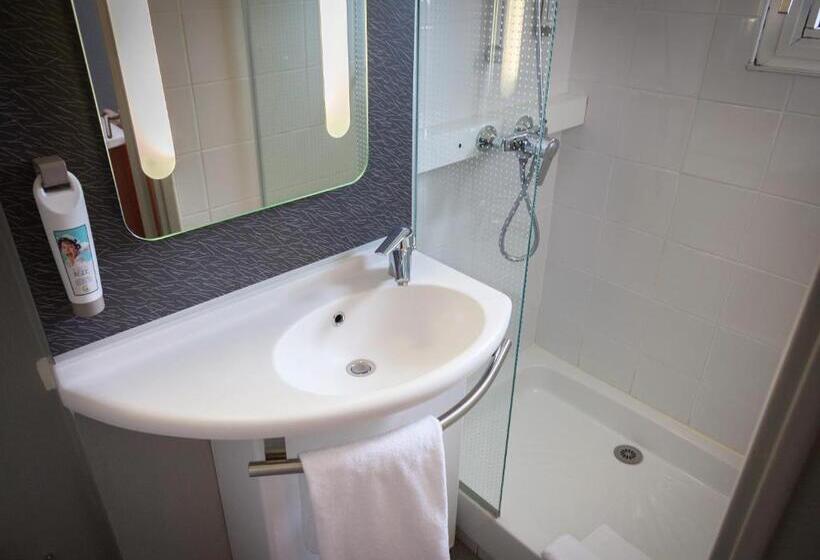 스탠다드 룸, Ibis Lorient Centre Gare