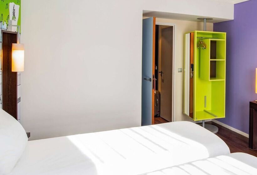 Номер Стандарт, Ibis Styles Evry Courcouronnes Hotel And Events