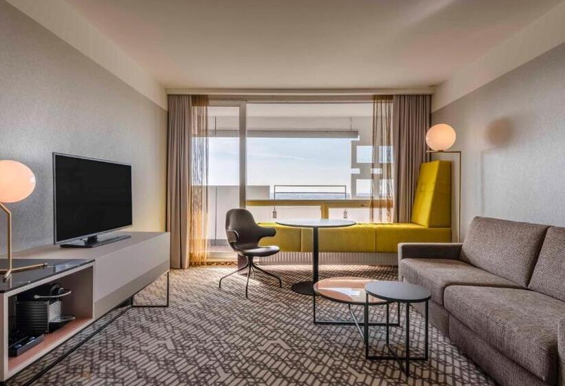 Люкс Superior, Four Points By Sheraton Munich Arabellapark