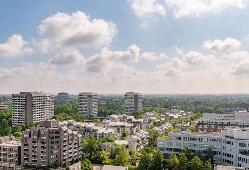 Номер Премиум, Four Points By Sheraton Munich Arabellapark