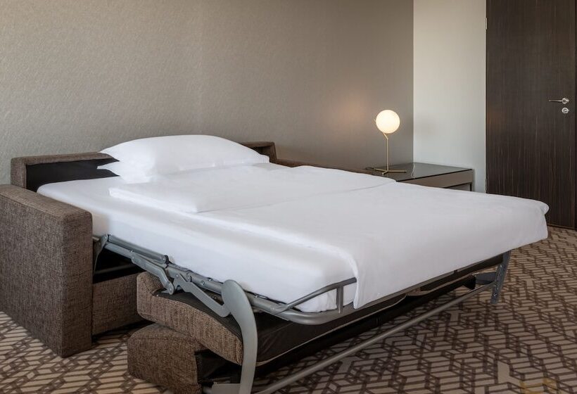Люкс Superior, Four Points By Sheraton Munich Arabellapark