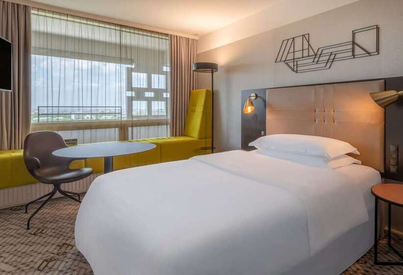 Номер Superior, Four Points By Sheraton Munich Arabellapark