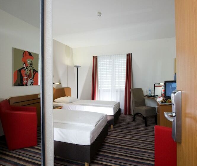Номер Комфорт, H+ Hotel Leipzig