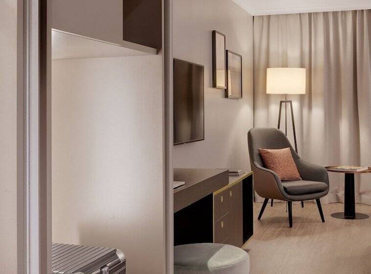 高级大房间, Bilderberg Bellevue Hotel Dresden