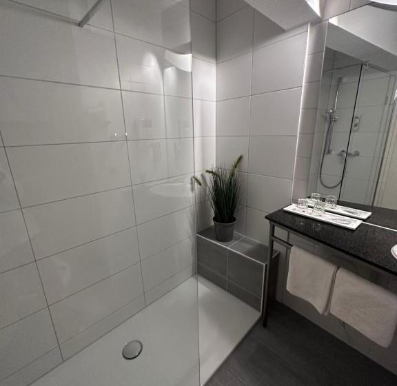 标准三人间, Hogh Hotel Heilbronn