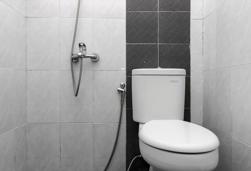 Номер Стандарт, Reddoorz @ Jagakarsa 2