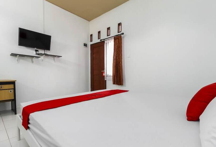 Номер Стандарт, Reddoorz @ Jagakarsa 2